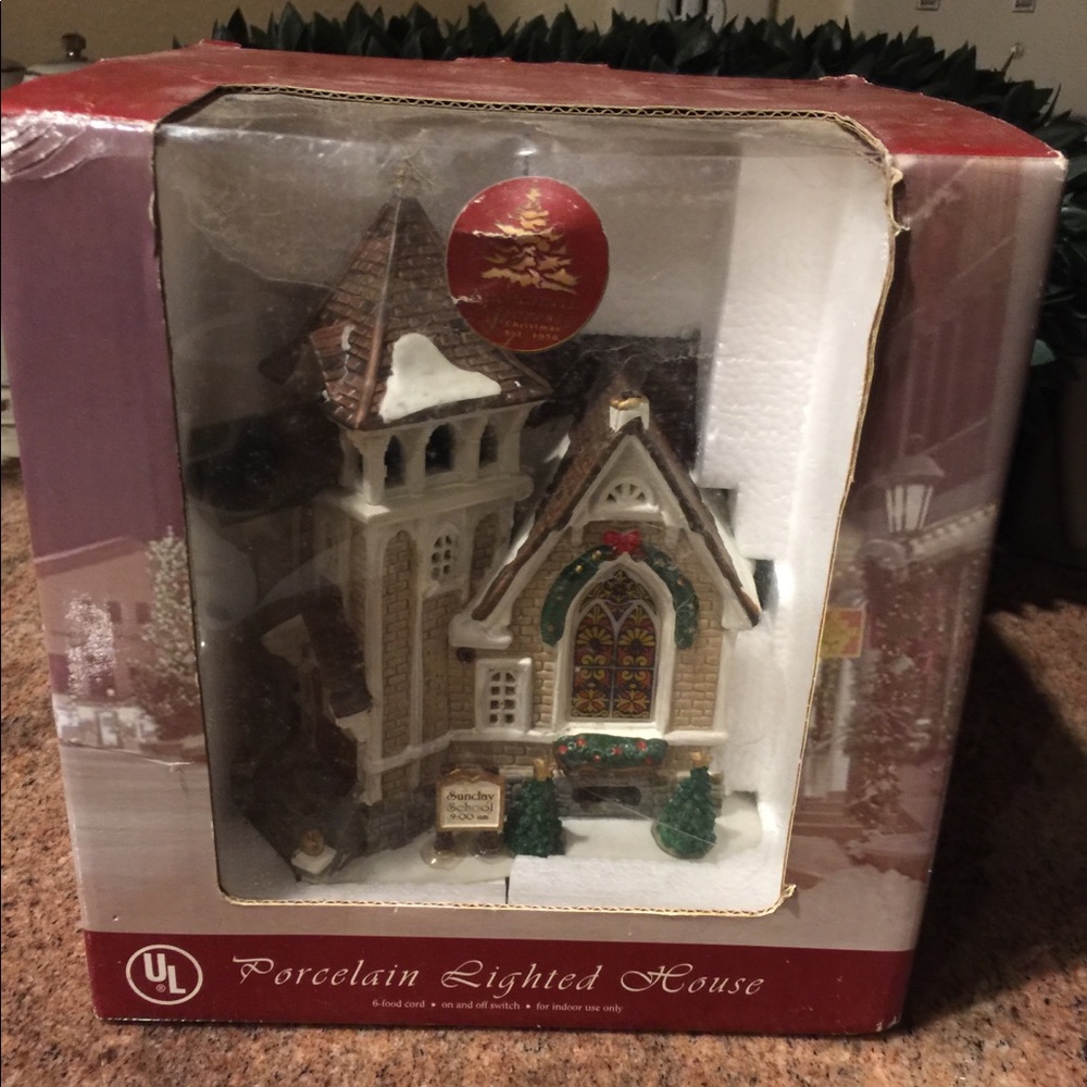 Lemax Christmas Lighted 2004 Little River Church